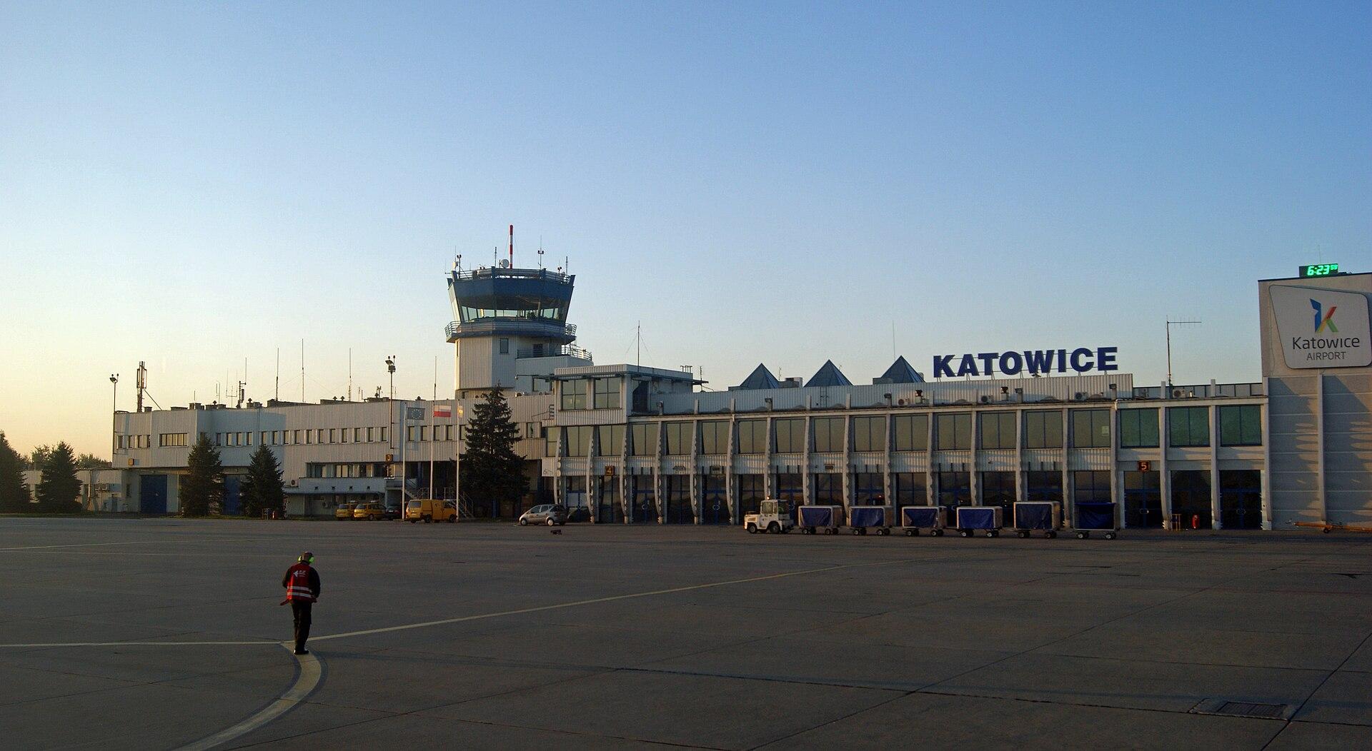 Katowice Airport Transfer - Mercedes at KTW Pyrzowice Terminal